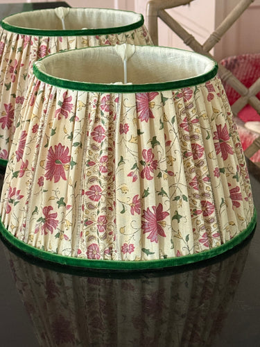Penny Morrison Daisy chain linen lampshade 12”