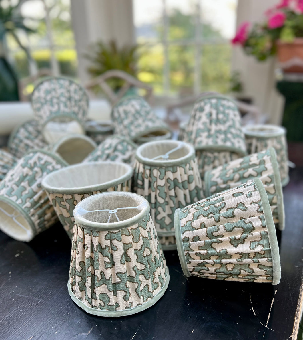 Squiggle candle clip lampshade 6”