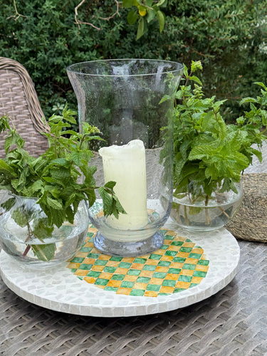 Lazy Susan with pineapple detail