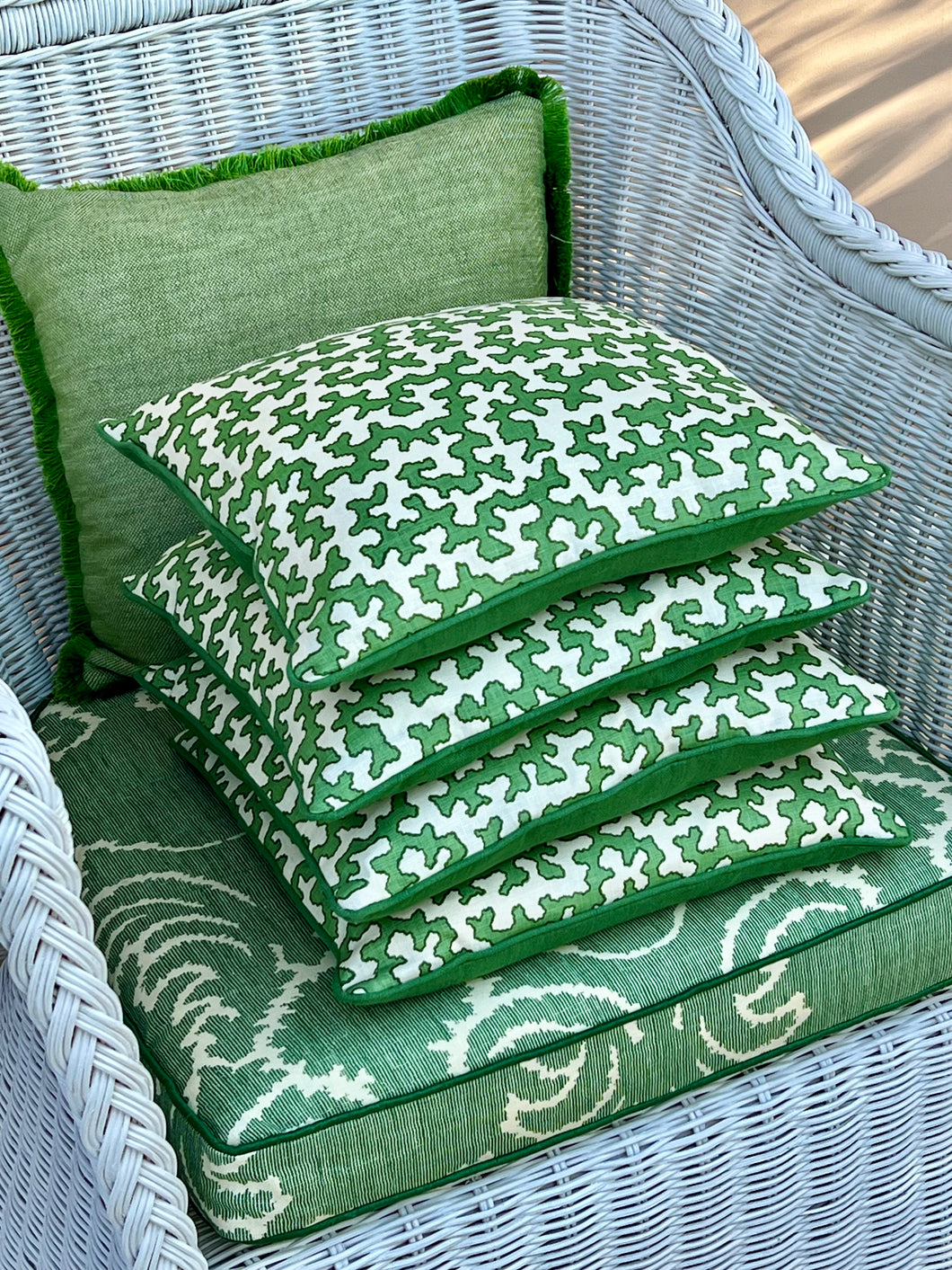 14” green squiggle cushion with green linen backs