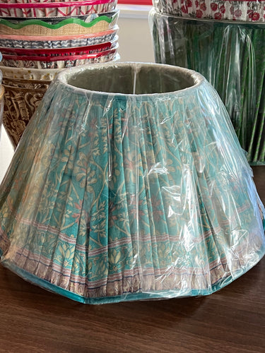 18” scallop in vintage aqua silk sari