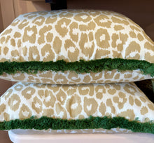 Load image into Gallery viewer, Schumacher leopard cushion 20”