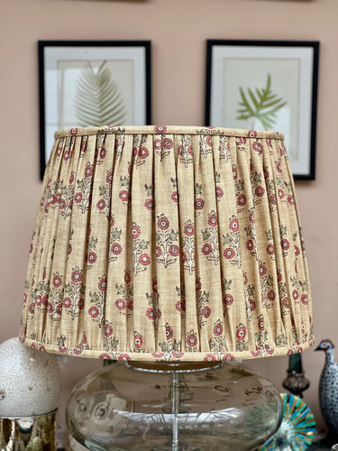 Poppy sprig linen ( gpandjbaker) 18” lampshade