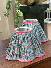 Load image into Gallery viewer, Robert Kime linen daisy shade 10”