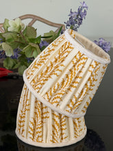 Load image into Gallery viewer, A pair of Soane scrolling fern c clip shades 6”