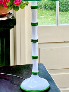 Bamboo stripe lamp in grass green and white