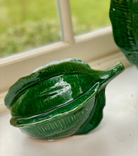Load image into Gallery viewer, Green ceramic coco pod